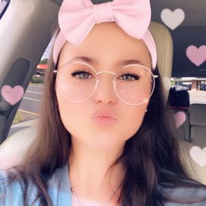 Meet your Posher, Vicky